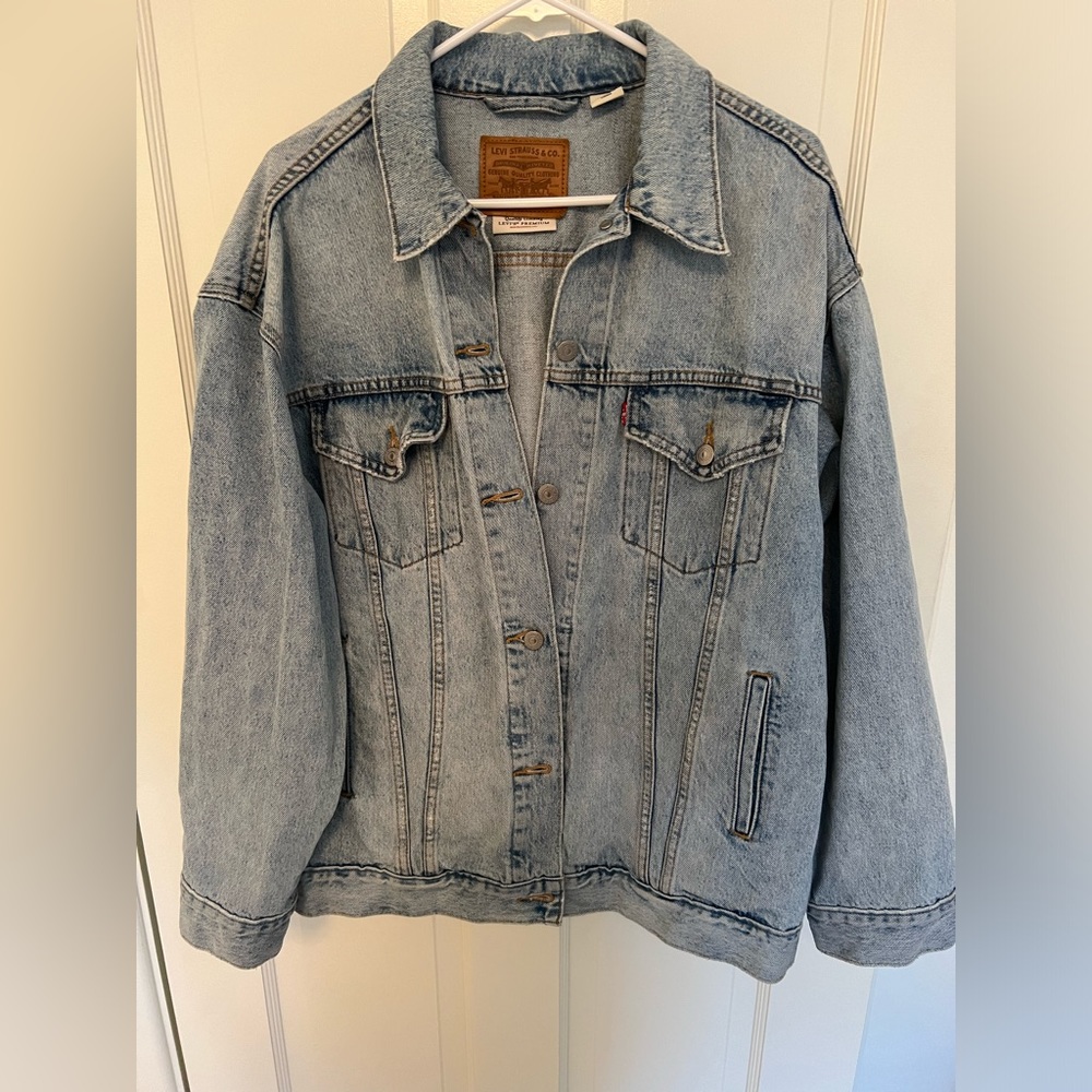 Levi’s Oversized Jean Jacket